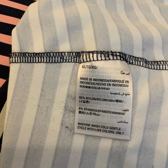 Long sleeve 1/4 zip pullover - Picture 5 of 5